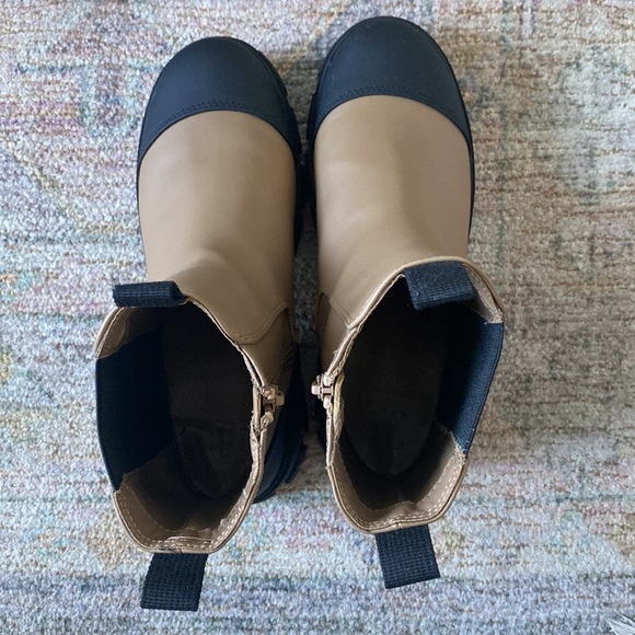 Women’s Devan Winter Boot Tan/Black 7.5 - Picture 2 of 8